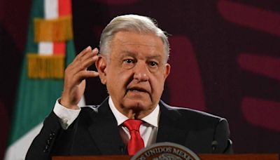 "No habrá carpetazo a la investigación de los 43 normalistas", asegura AMLO