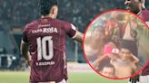 Video de hinchas del Deportes Tolima en “mula” se volvió viral: hinchas sacaron todo su “arsenal” de armas blancas