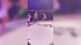 Polémico combate de MMA: dos mujeres pelean contra un hombre - MarcaTV