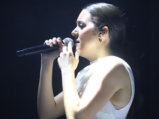 Julieta Venegas y Valeria Castro cantan en el teatro de la Axerquía