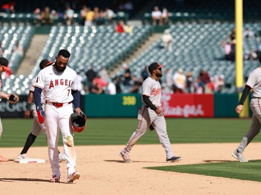 Angels dispute controversial review in loss to O's