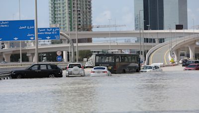 好讀周報／杜拜暴雨釀災 24小時降逾1年雨量…種雲惹禍還是氣候變遷？