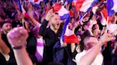Los votantes franceses acuden a las urnas para la crucial segunda vuelta de las elecciones parlamentarias anticipadas