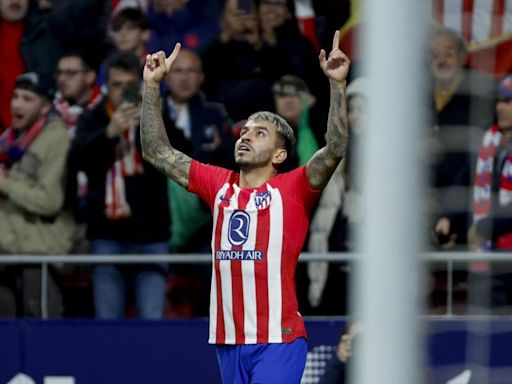 Correa volvió a dar aire al Atlético