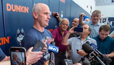 Dom Amore: Lakers got in Dan Hurley’s head, but couldn’t wrest his heart from UConn