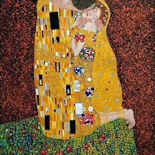 The Kiss (Full View) - Gustav Klimt Oil Painting