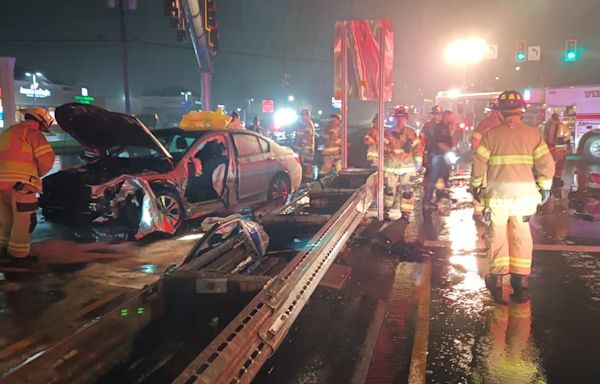 Crews respond to wreck on Berlin Turnpike