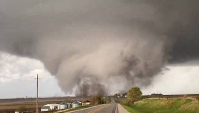 Niño salva a sus padres de tornado en Oklahoma; ‘Mamá, papá, no mueran: volveré’