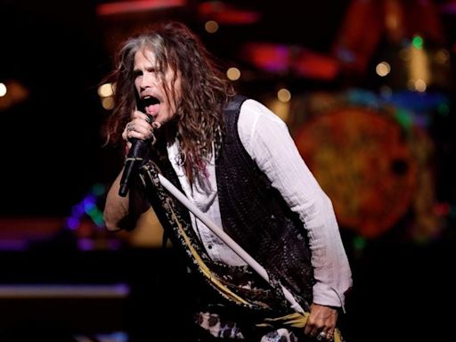 Steven Tyler y el amargo final de Aerosmith: sus duros últimos años entre acusaciones de abuso y la lesión a la garganta - La Tercera