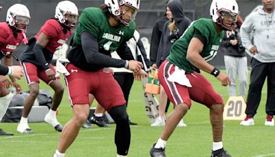 Gamecocks' Shane Beamer names a starting QB 'coming out of spring practice'