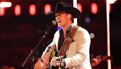 Parker McCollum Stuns ACM Awards Crowd With Acoustic Take On 'Burn It Down' | iHeartCountry Radio