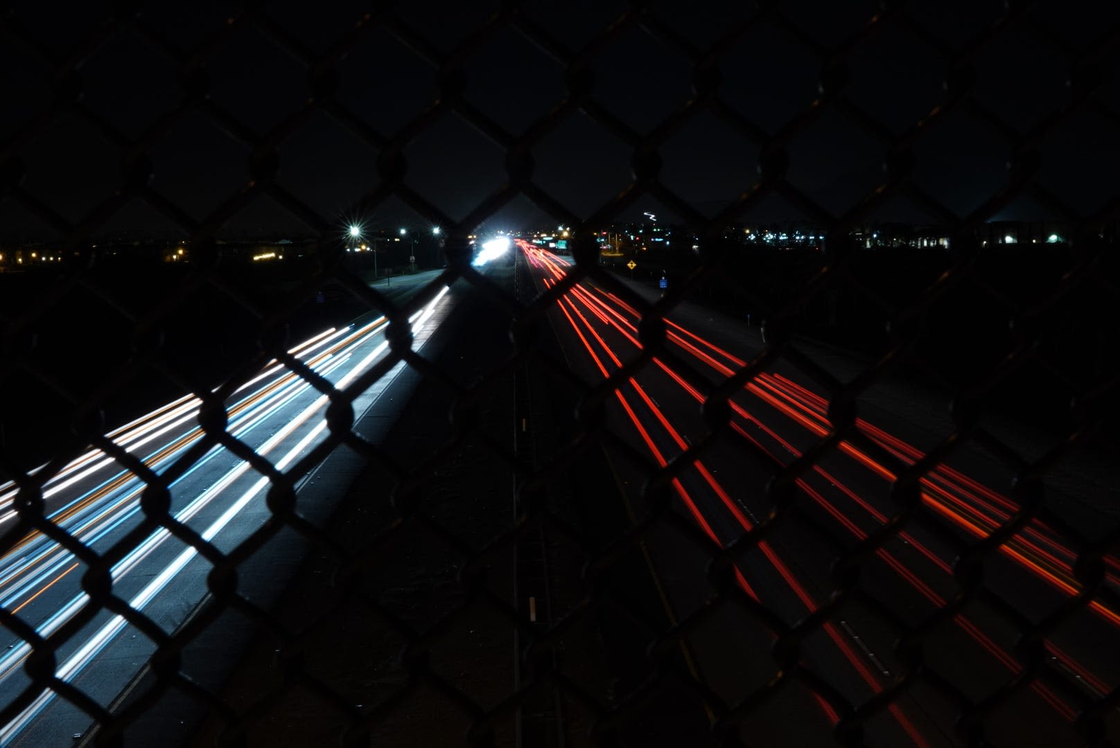 Major injury crash during pursuit closes northbound freeway lanes in Camarillo overnight