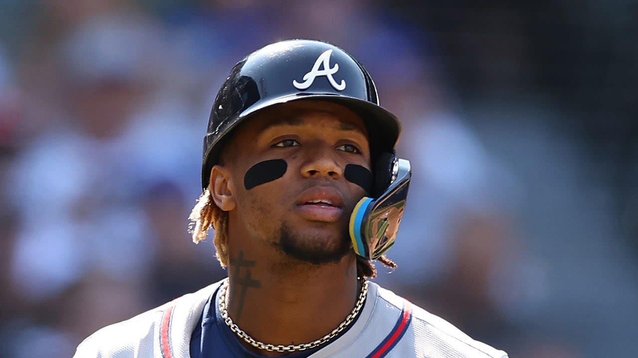 Braves' Ronald Acuña Jr, out for season with torn ACL, apologizes to fans on social media