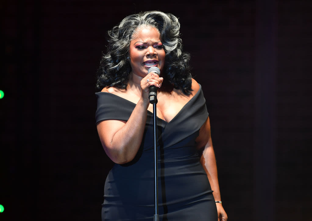 Mo'Nique Calls Oprah A 'Raggedy B***h' During Heated Onstage Rant: 'We Just Need To Bring Her Back To Black'