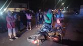Fuerte accidente entre motocicleta y auto en Gómez Palacio