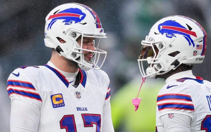 Bills QB Josh Allen’s Text to Stefon Diggs After Surprise Trade