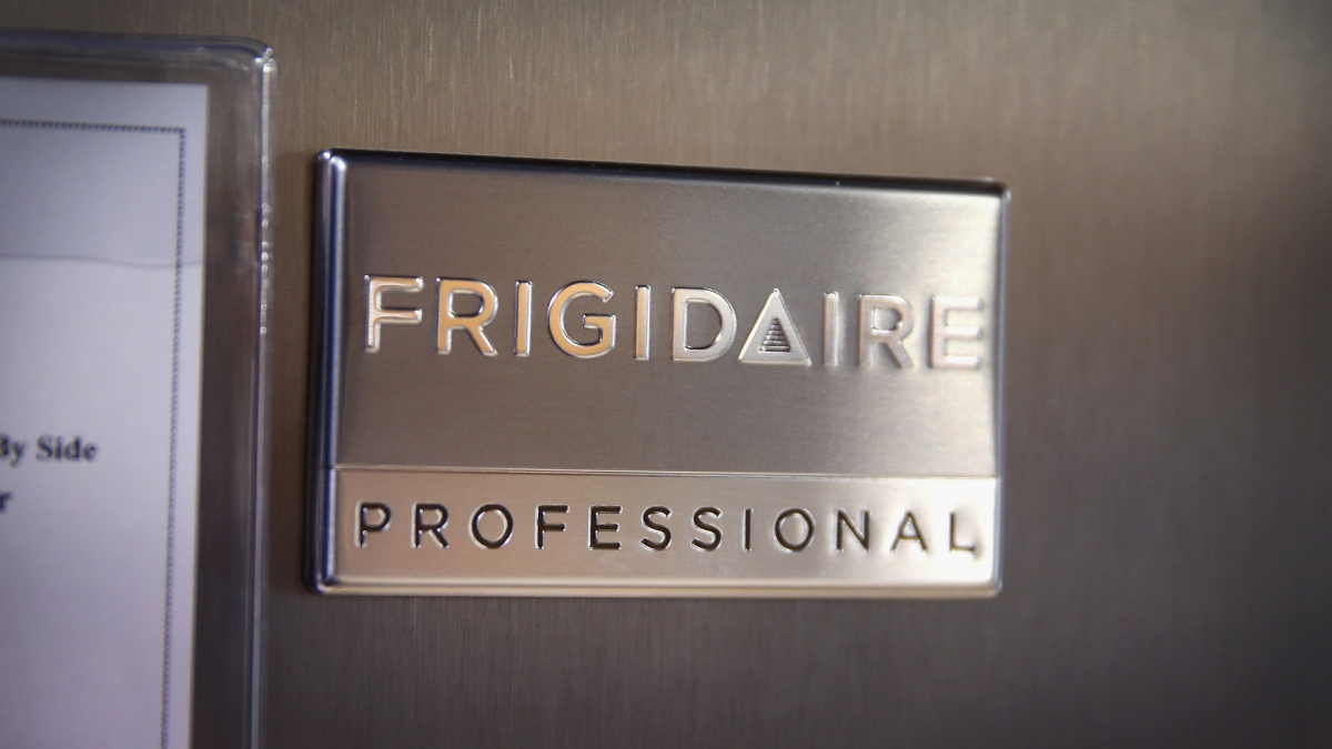These Kenmore and Frigidaire Stoves Are Being Recalled for Fire Risk
