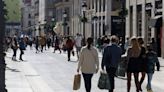 La calle Larios de Málaga se queda sin hueco para tiendas: pagan hasta 300 euros por metro cuadrado