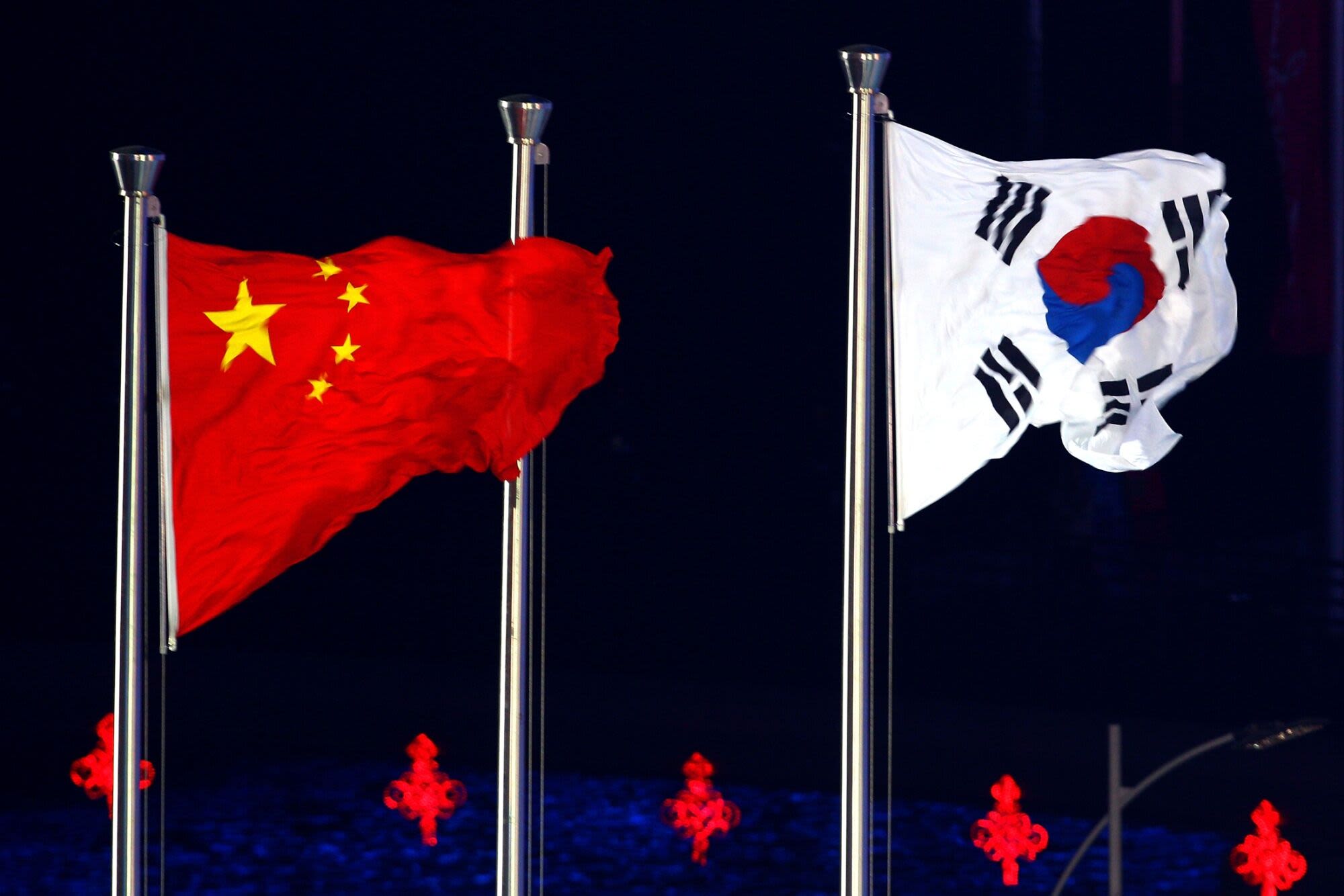 Top China, South Korea Diplomats Hold Rare Talks in Beijing