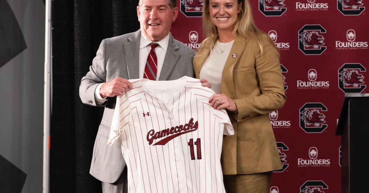 Gamecocks' new softball coach working portal to build roster