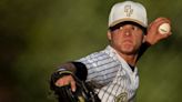 One day as a kid, Oak Forest’s Justin Gibbs decided to throw left-handed instead of right. ‘And it just clicked.’