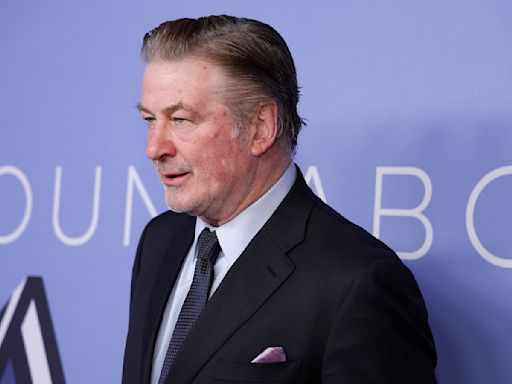 Alec Baldwin home remains unsold after $10 million cut amid 'Rust' trial