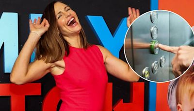 Jennifer Garner quedó atrapada en un elevador en la Comic-Con: “Me haría bien un Deadpool”