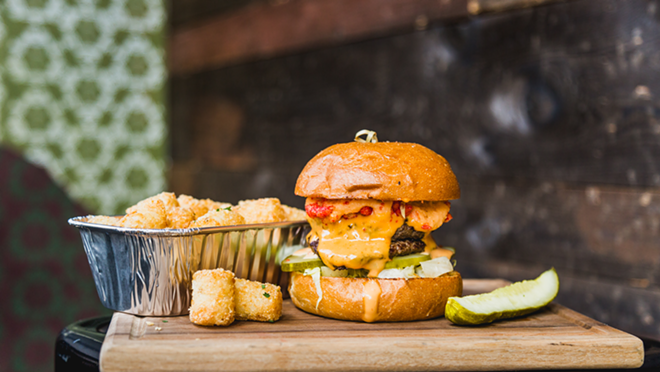 Popular burger spot closes location in Cincinnati's Pendleton neighborhood