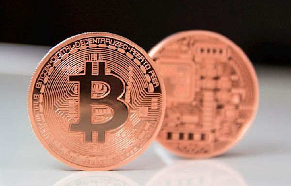 Bitcoin down as Morgan Stanley and Genesis Trading make major market moves