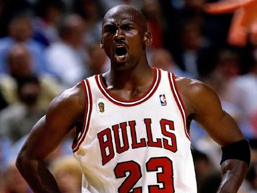 Throwback: Michael Jordan's Legendary Pump Fake That Made His Defender Fall on His Face