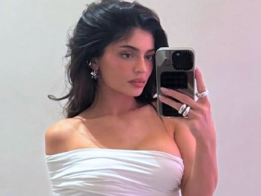 Kylie Jenner Shares Vacation Pictures of Daughter Stormi And Son Aire From Venice; See Here