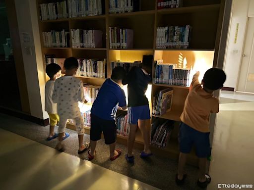 圖書館夜晚玩轉閱讀！ 土庫鎮立圖書讓幼童夜宿探索