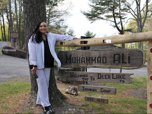 Muhammad Ali’s daughter visits Fighter’s Heaven in Deer Lake