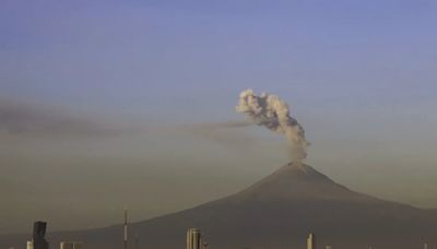 Popocatépetl lanza 10 exhalaciones en 24 hrs, según monitoreo