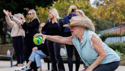 Vince Vaughn buys majority stake in pro pickleball team: Go Scorpions