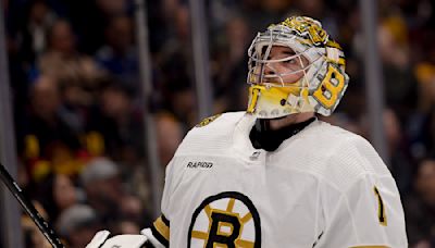 Bruins' Jeremy Swayman Gets Big Compliment