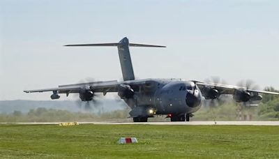 Spektakuläre Landung: Luftwaffen-Airbus in Schwäbisch Hall