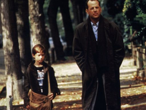 Haley Joel Osment guarda un 'gran recuerdo' de su trabajo con Bruce Willis