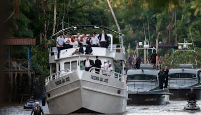 Lula recibe a Macron en la Amazonía en el inicio de su visita a Brasil