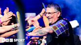 PDC European Darts Grand Prix: Gary Anderson beats Ross Smith in absorbing final