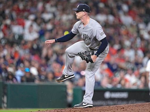 Yankees get bad MRI report on infielder, delay return of reliever