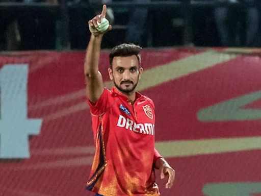 Harshal Patel becomes bowler with most wickets in death overs in IPL 2024 | Cricket News - Times of India