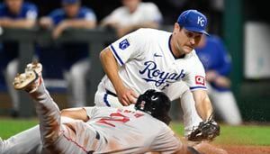 Dominic Smith scores go-ahead run on wild pitch, helps Red Sox beat Royals 6-5