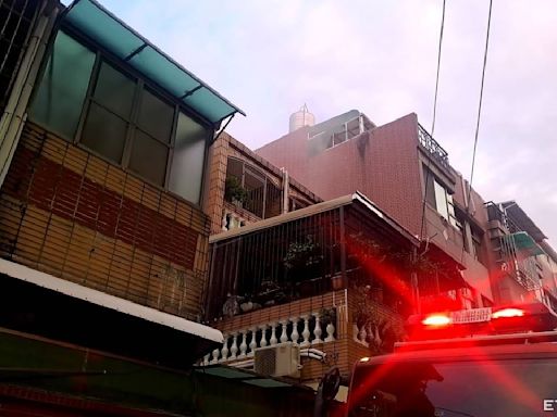 快訊／台南市永康區三村一街民宅傳火警 3樓濃煙明火竄出