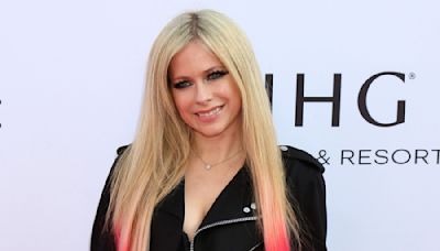 Avril Lavigne Made a Shocking Move to Perform on Stage With One of Her Exes