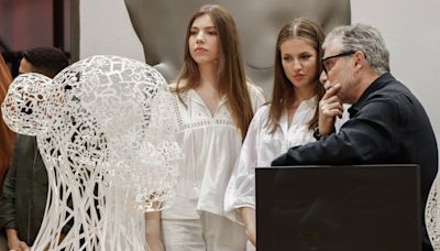 La princesa Leonor vuelve a Cataluña de la mano del escultor Jaume Plensa