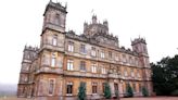 The real ‘Downton Abbey’ castle’s Christmas decor pays homage to ancient Egypt