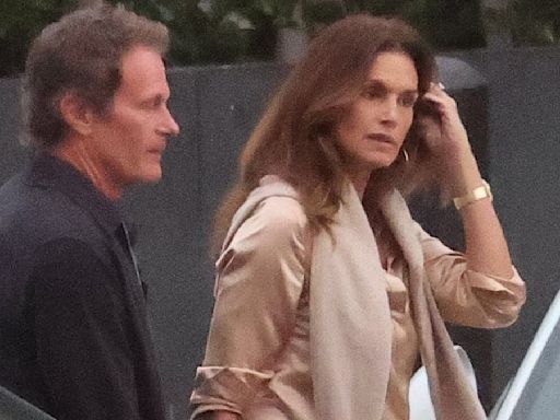 Cindy Crawford, 58, proves she still has her supermodel looks