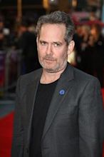 Tom Hollander