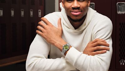 百年靈 Breitling 與籃球巨星強強聯手 Chronomat 機械計時腕錶 Giannis Antetokounmpo （揚尼斯 • 艾迪杜高普）特別版